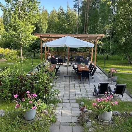 Maininki Villa